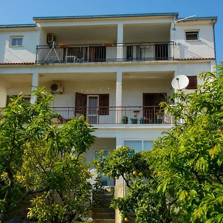 Milat Apartment *